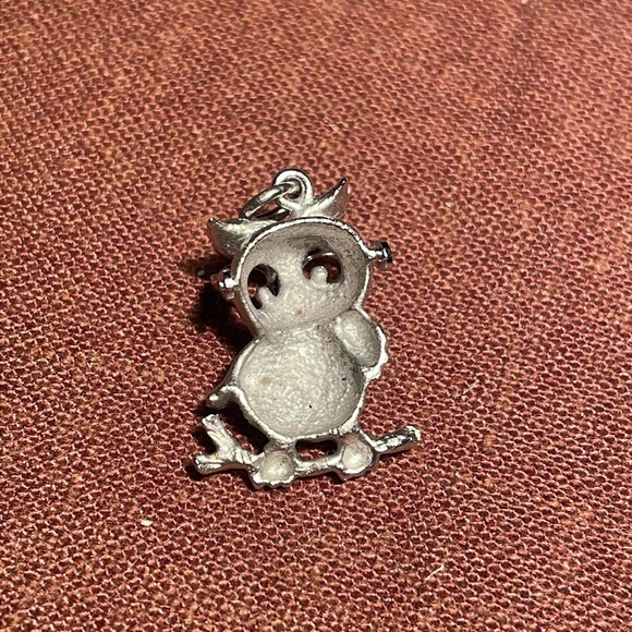 Silver Owl with movable glasses Charm - Picture 4 of 5